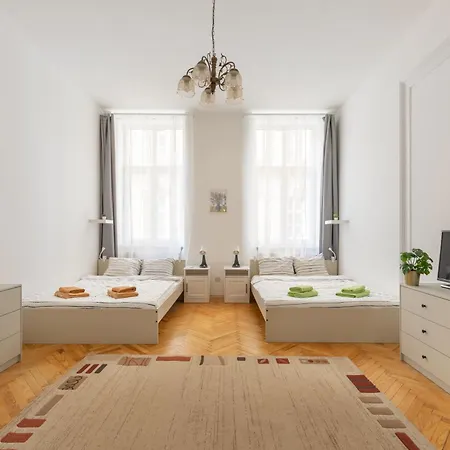 Appartement Simply Amazing 3br Ap Keleti Railway St