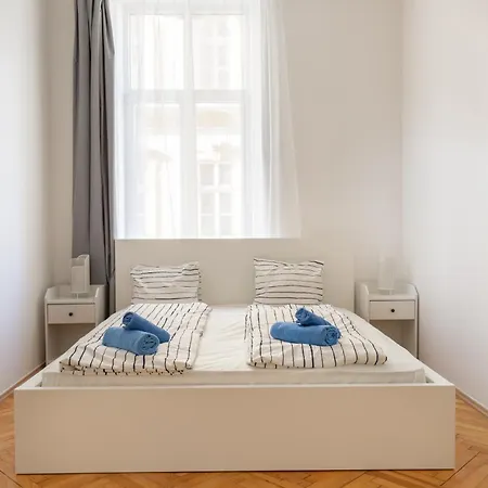 Apartamento Simply Amazing 3br Ap Keleti Railway St *