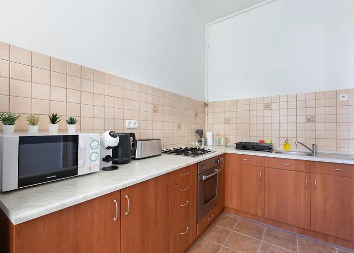 Simply Amazing 3br Ap Keleti Railway St Budapesta