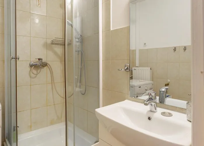 Simply Amazing 3br Ap Keleti Railway St Daire Budapeşte