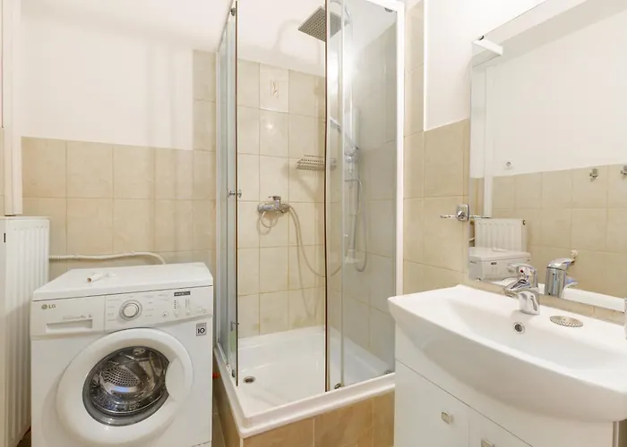 Simply Amazing 3br Ap Keleti Railway St Daire *